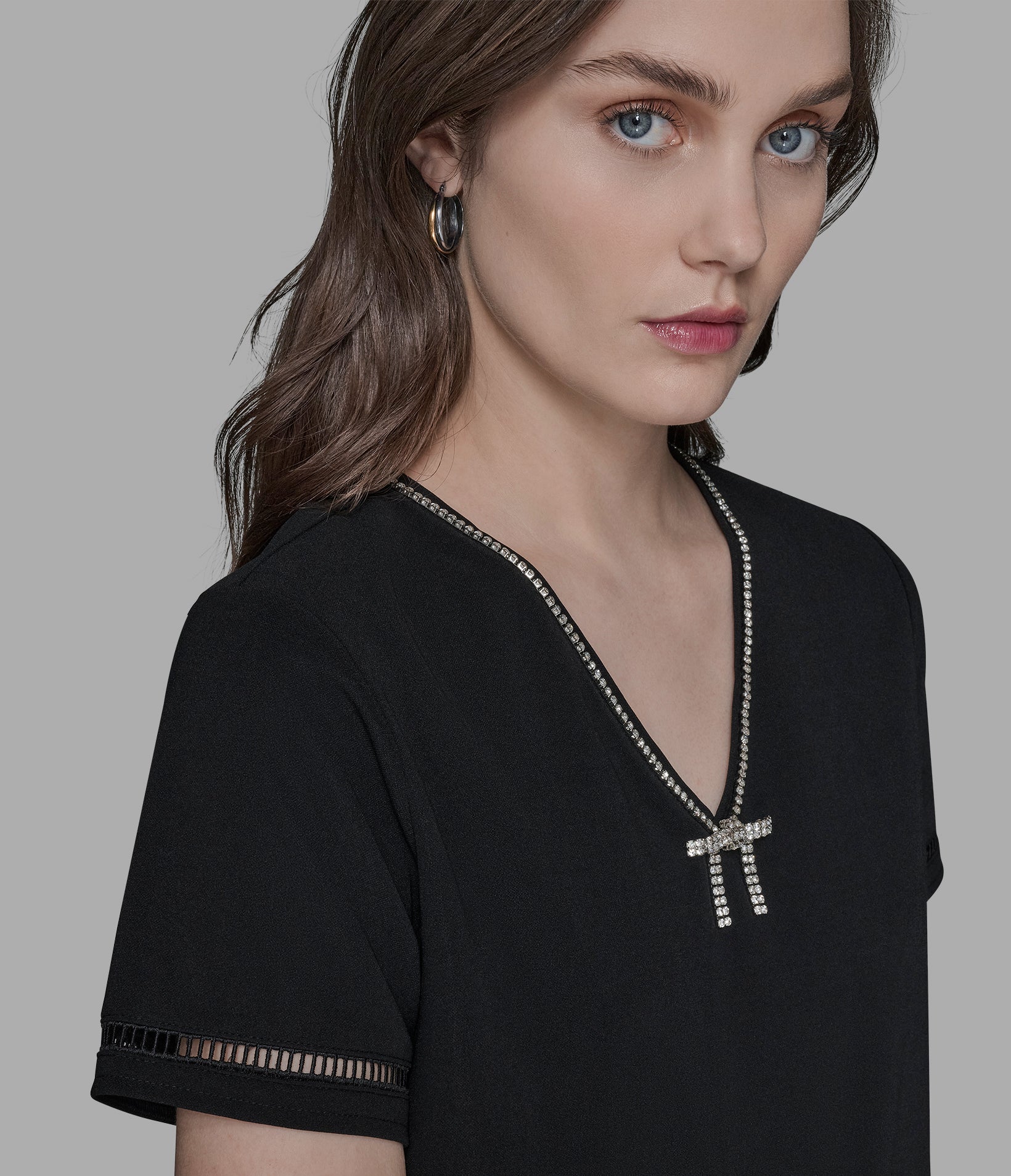 BOW-EMBELLISHED TOP VIEW 5