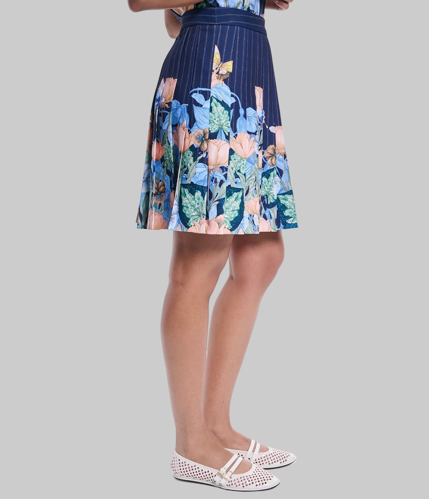 FLORAL PRINT PLEATED SKIRT VIEW 3 | New Arrivals