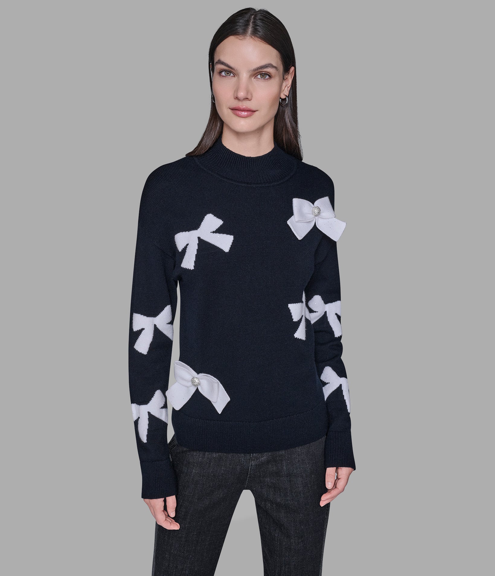 3D BOW SWEATER VIEW 1