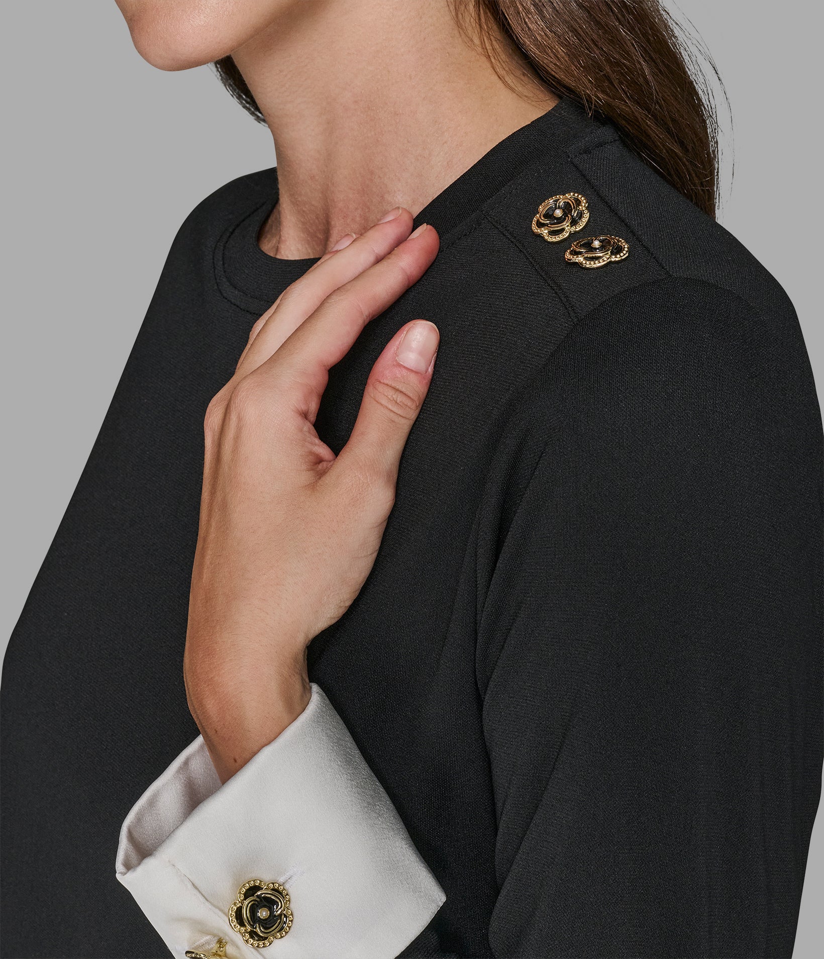 KNIT TOP WITH FLORAL BUTTONS VIEW 5 | Women's Sale