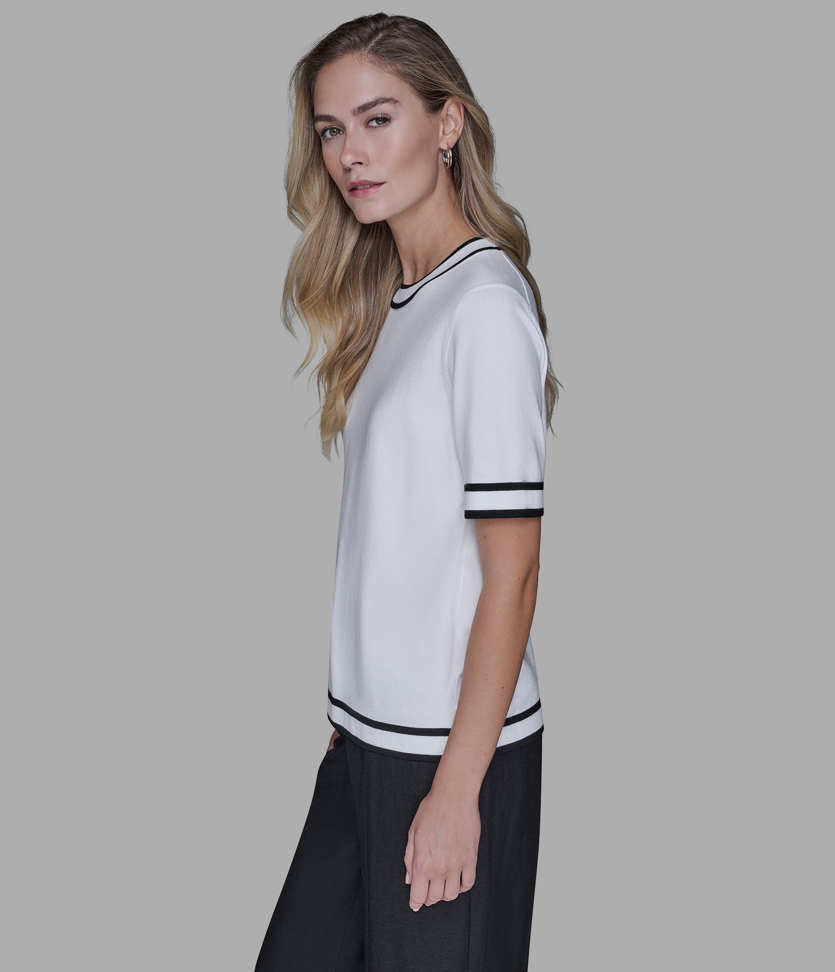 SHORT SLEEVE CONTRAST TRIM SWEATER VIEW 4