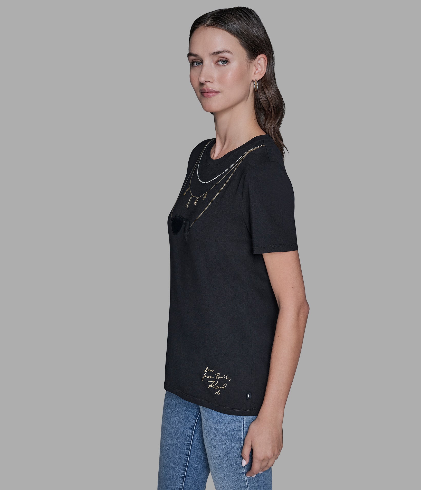 CHARM NECKLACE TEE VIEW 3 | Women's Clothing