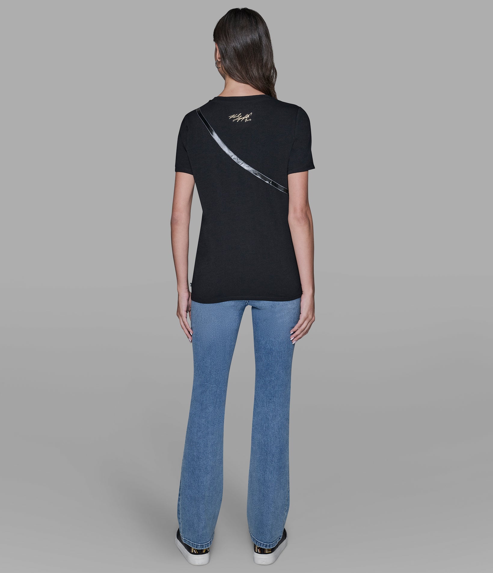 CAMERA BAG TEE VIEW 5