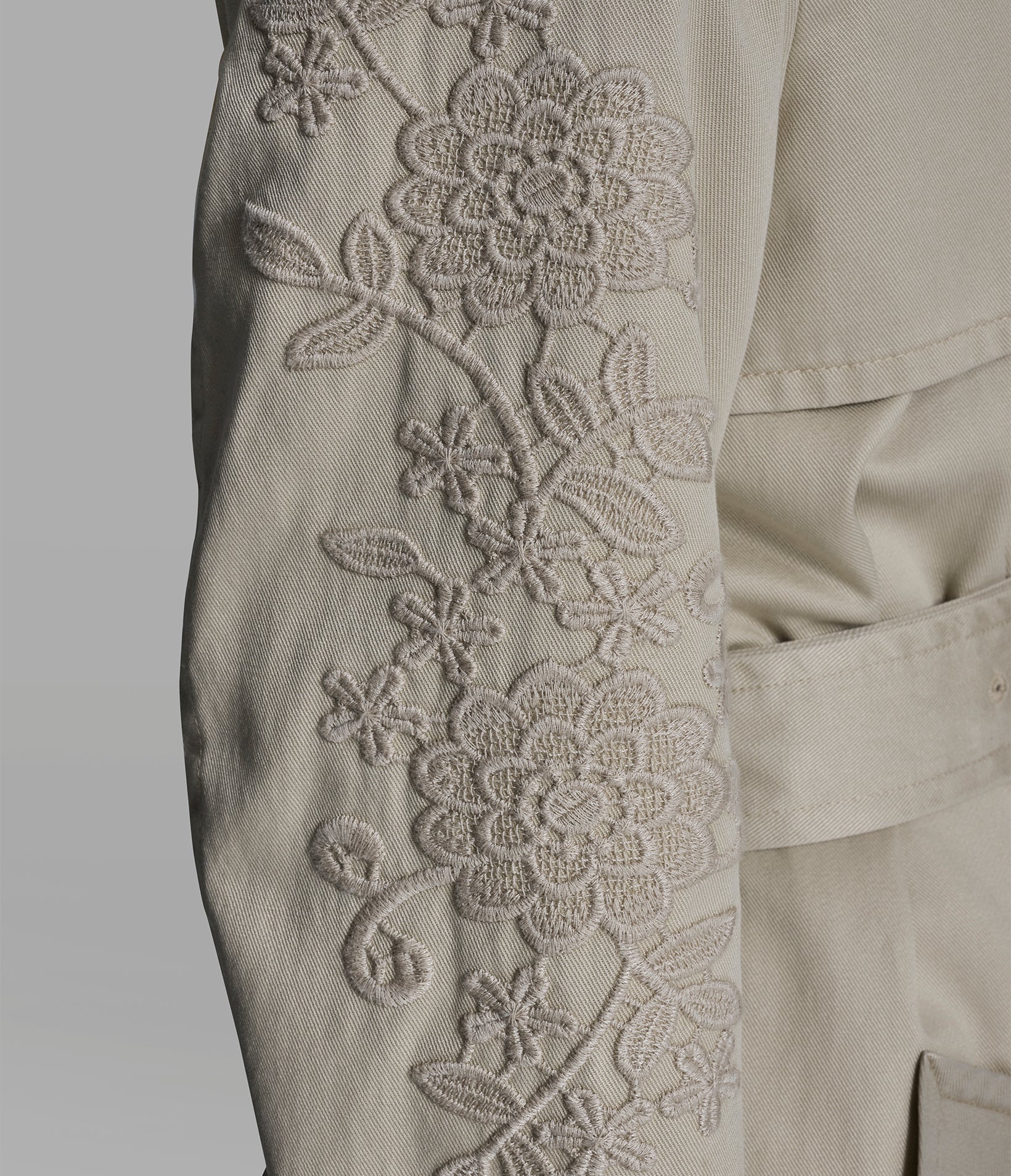 FLORAL APPLIQUE TRENCH COAT VIEW 6 | Women's Holiday Collection