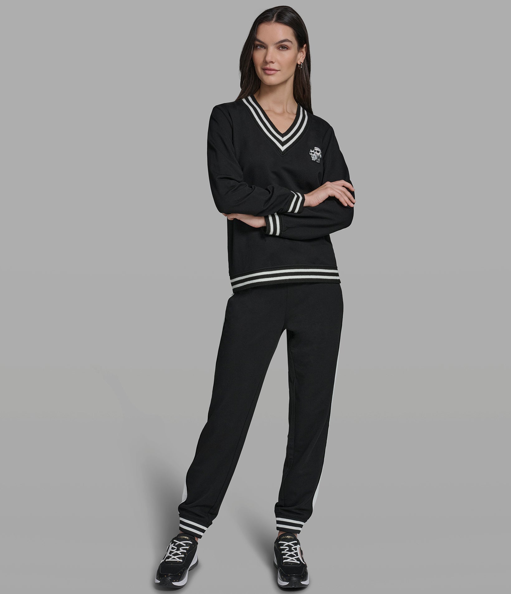 VARSITY PATCH V-NECK SWEATSHIRT VIEW 4 | Women's Tops & Sweaters