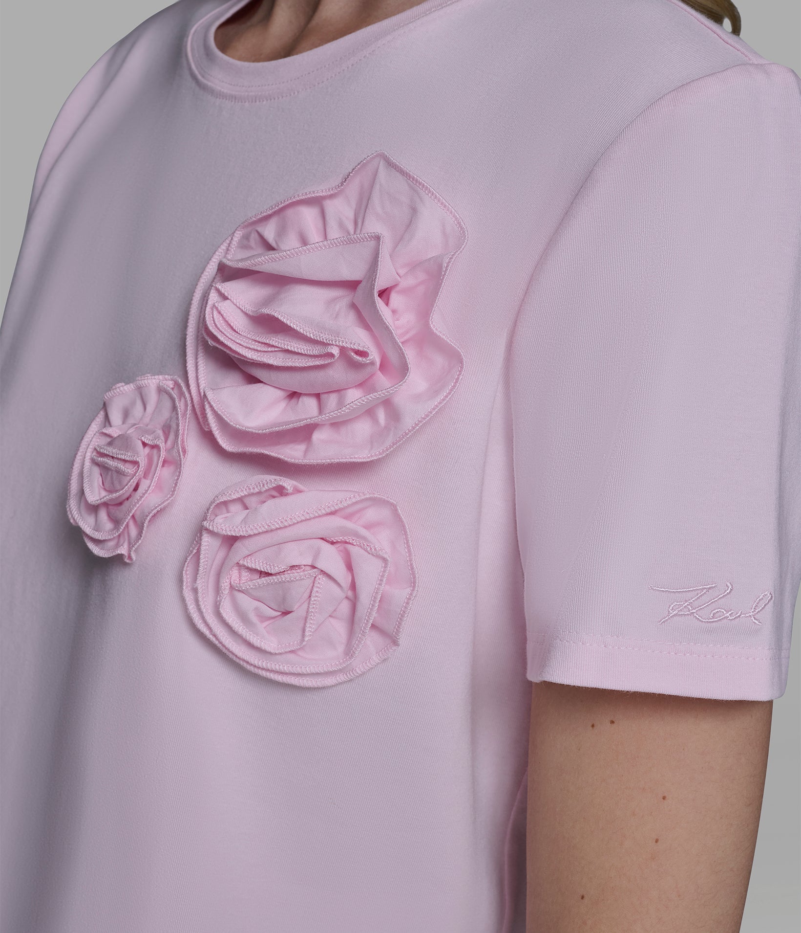 FLORAL APPLIQUE KNIT TOP VIEW 6 | Women's Tops & Sweaters