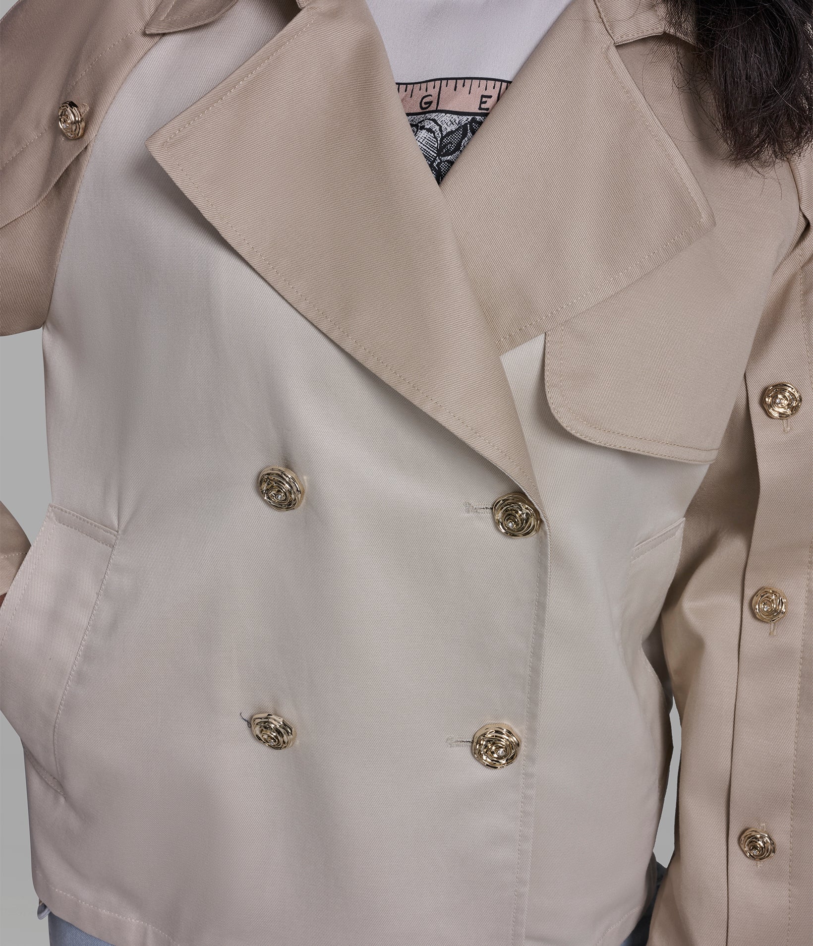 OVERSIZED CROPPED TRENCH COAT VIEW 7