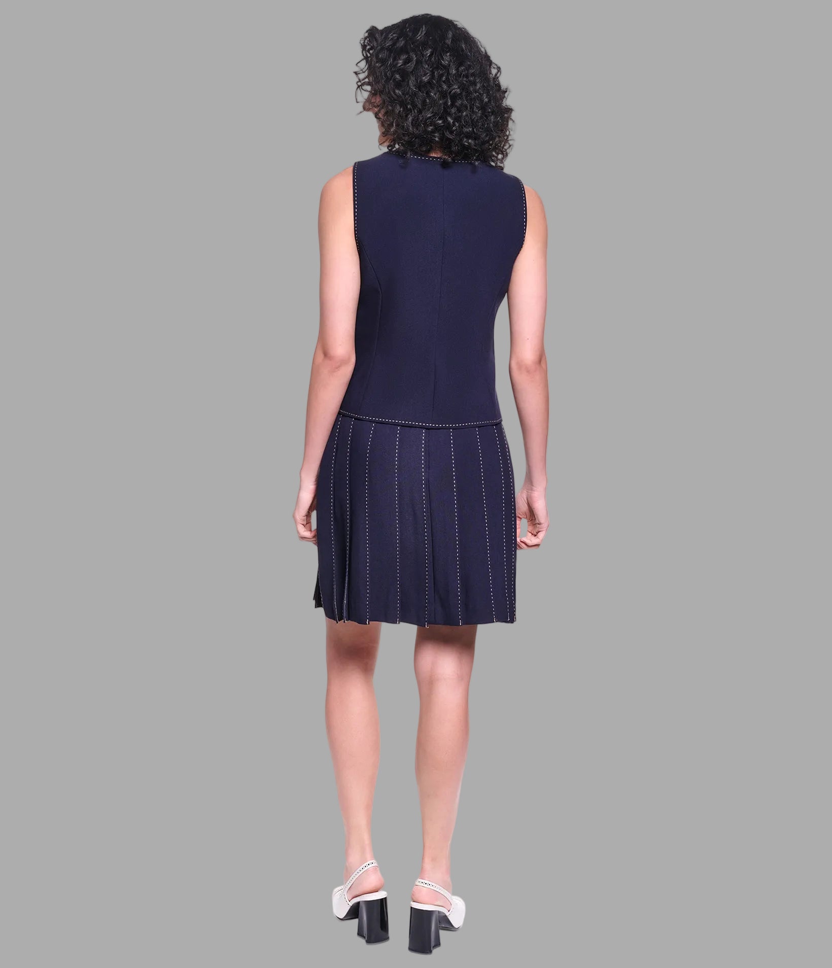 CONTRAST STITCH BUTTON VEST VIEW 5