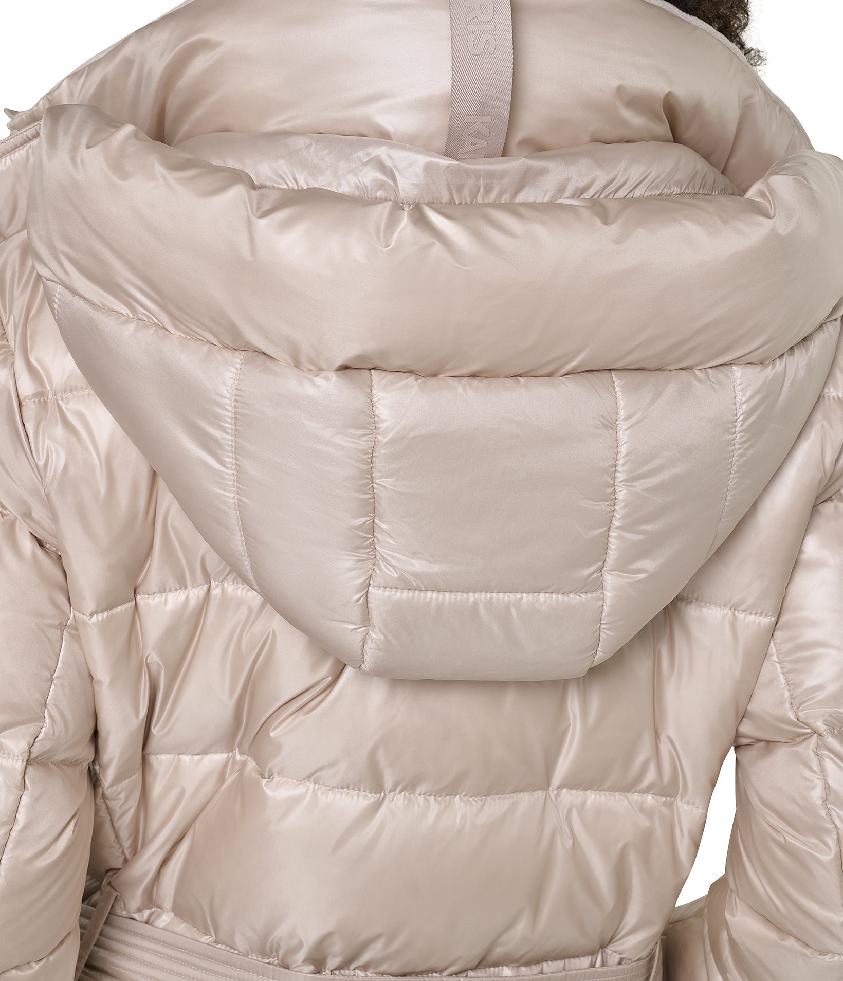 CONTRAST BELTED SHORT PUFFER VIEW 8