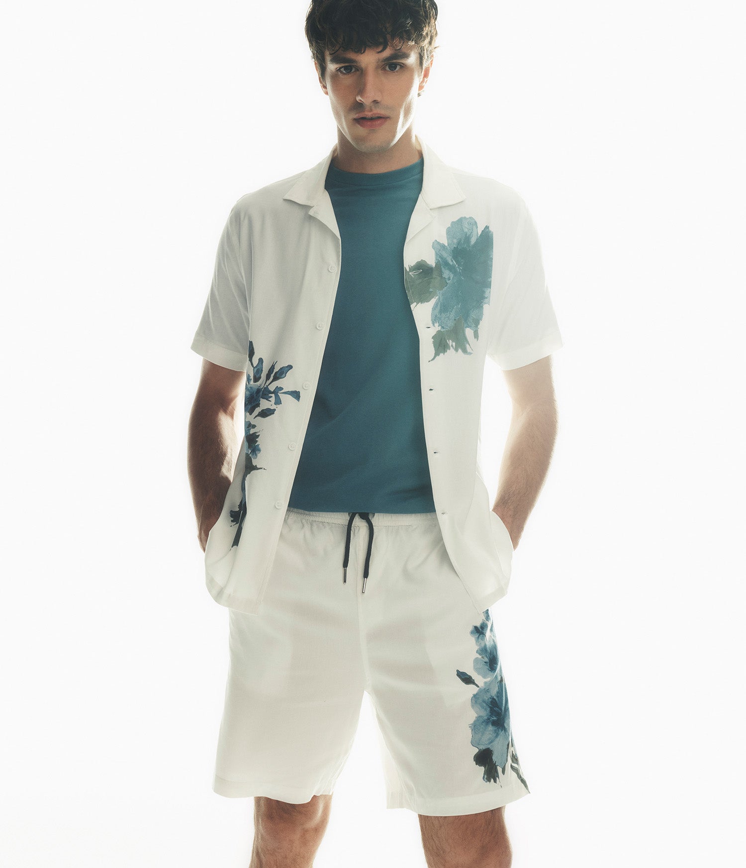 OVERSIZED FLORAL DRAWSTRING SHORT VIEW 5 | Men's Clothing