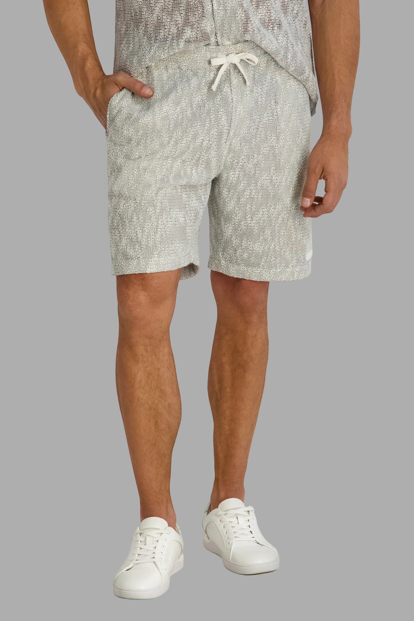 CLOSE WEAVE DRAWSTRING SHORT View 2 | Men's Clothing