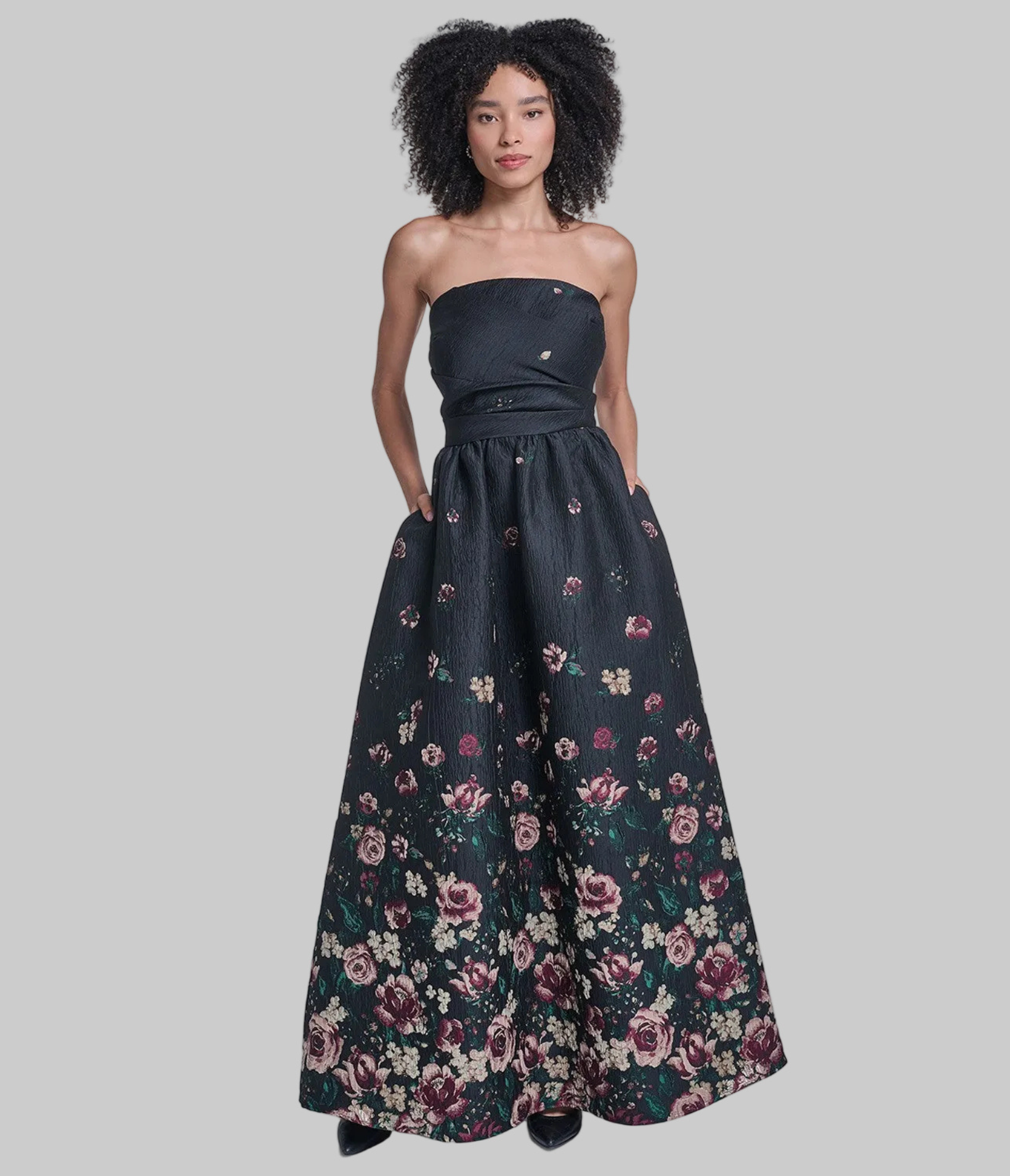 STRAPLESS FILS COUPE BALL GOWN  WITH POCKETS VIEW 1