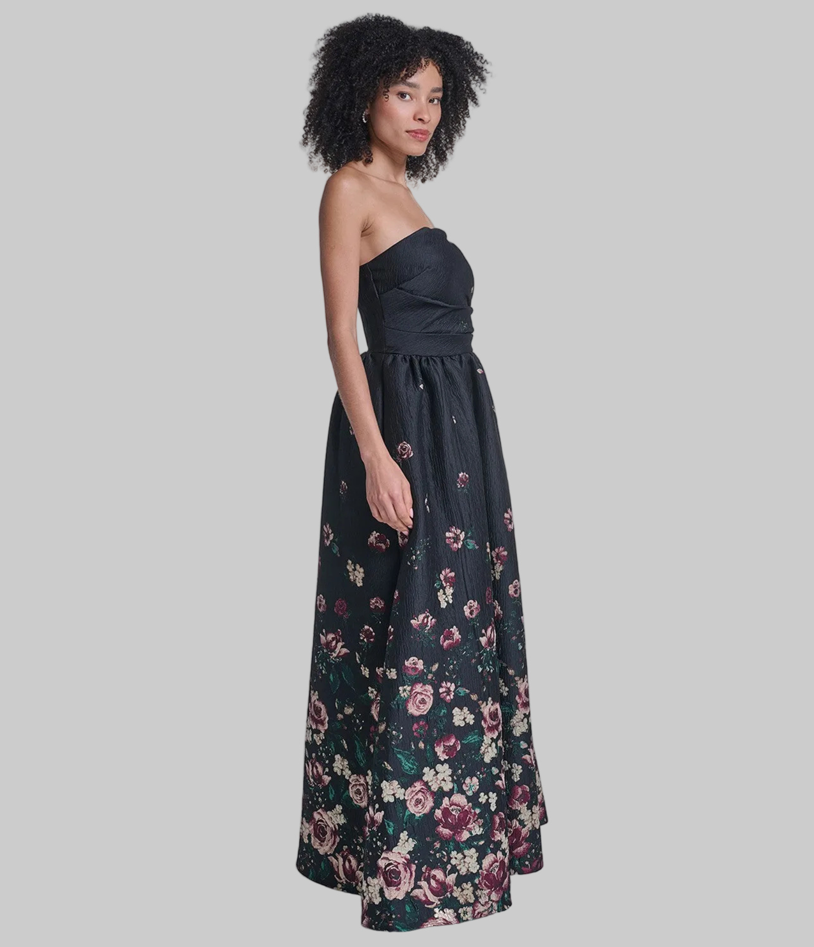 STRAPLESS FILS COUPE BALL GOWN  WITH POCKETS VIEW 4